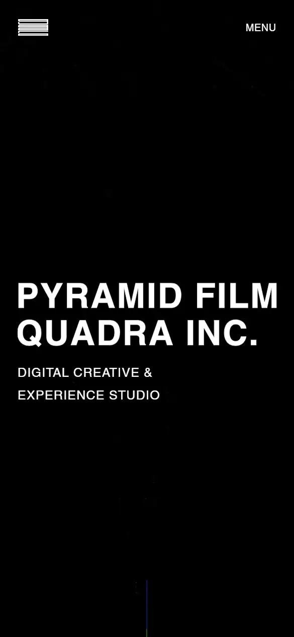 株式会社ピラミッドフィルムクアドラの公式サイトの画面(スマートフォン)